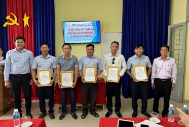 Hội nghị sơ kết công tác tuyển sinh, đào tạo, sát hạch lái xe 6 tháng đầu năm 2024.